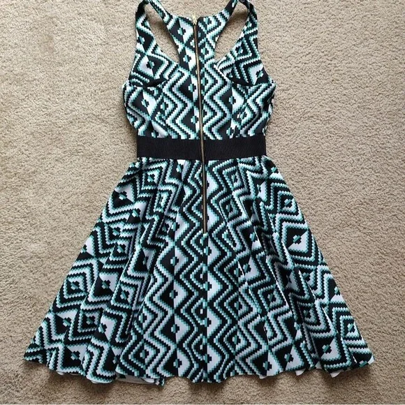 MILLY retro 50s-style fit flare dress abstract S 4 6 - Picture 8 of 9